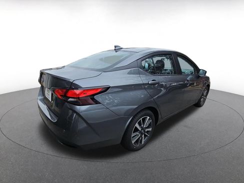 Used 2025 Nissan Versa SV image 7