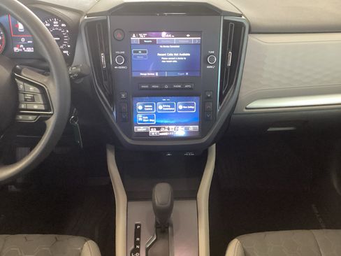 Certified 2025 Subaru Forester AWD/4WD image 11