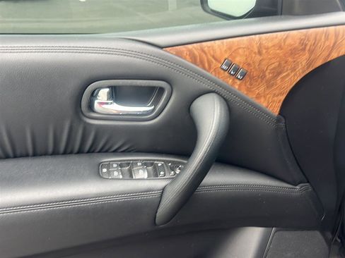 Certified 2023 Nissan Armada SL w/ Captain's Chairs Package image 15