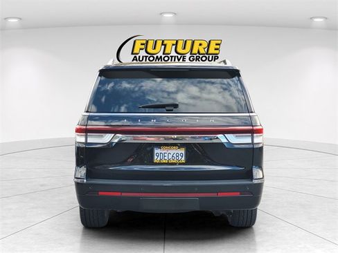 Used 2022 Lincoln Navigator L Reserve image 5