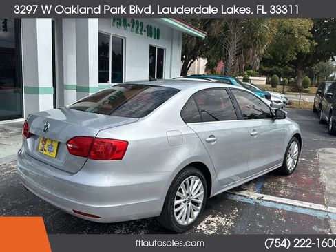 Used 2014 Volkswagen Jetta SEL FWD image 9