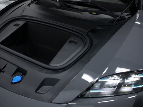 New 2026 Porsche Taycan Turbo S image 32