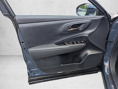 Used 2025 Toyota Crown Signia AWD/4WD image 21