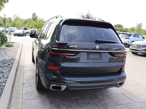 Used 2026 BMW X7 xDrive40i w/ Executive Package AWD/4WD image 8