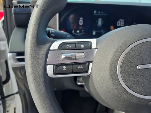 New 2026 Hyundai Tucson SE image 14