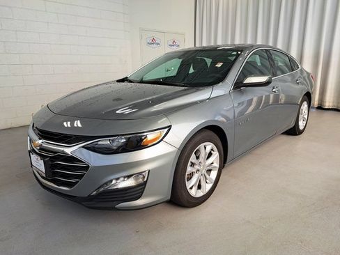 Used 2024 Chevrolet Malibu LT FWD image 2