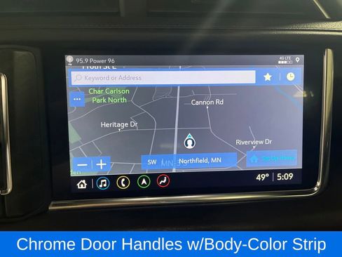 Used 2021 GMC Yukon XL Denali image 25