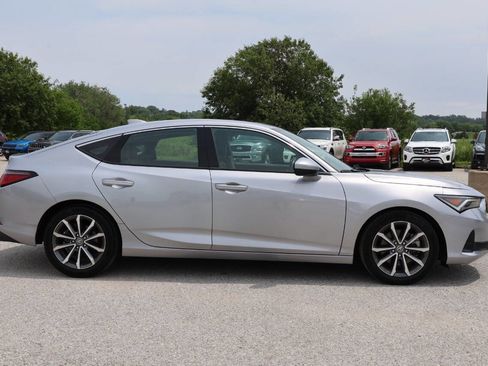 Used 2024 Acura Integra image 7