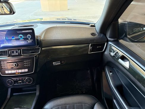 Used 2017 Mercedes-Benz GLS 450 4MATIC image 14