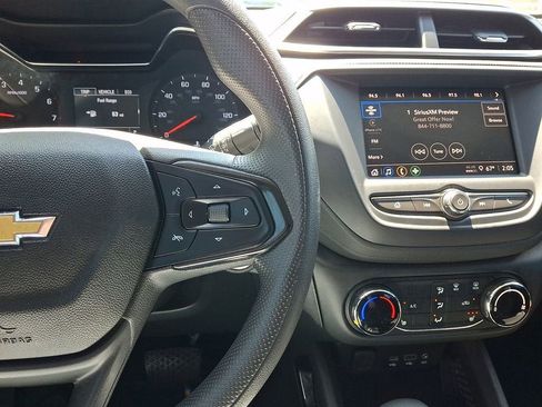 Used 2022 Chevrolet TrailBlazer LT w/ Driver Confidence Package FWD image 22