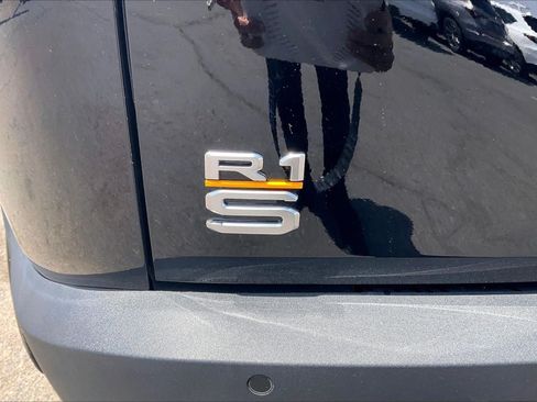 Used 2024 Rivian R1S Adventure AWD/4WD image 7