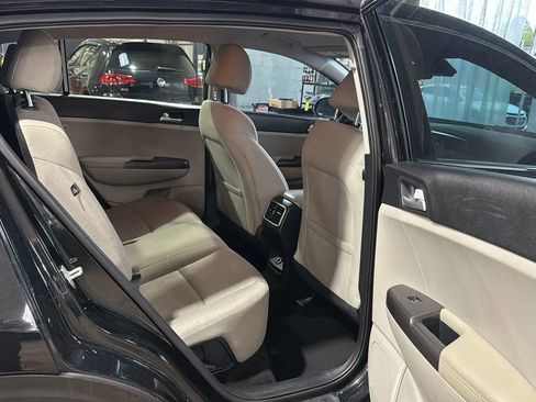 Used 2020 Kia Sportage LX w/ LX Popular Package image 26