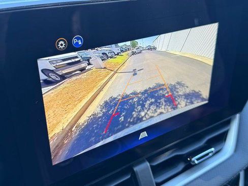 New 2026 Chevrolet Equinox LT w/ Convenience Package II FWD image 11