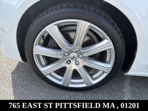 Used 2018 Volvo S90 T6 Inscription image 30