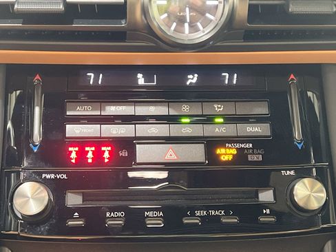 Used 2024 Lexus IS 300 w/ Premium Package image 19