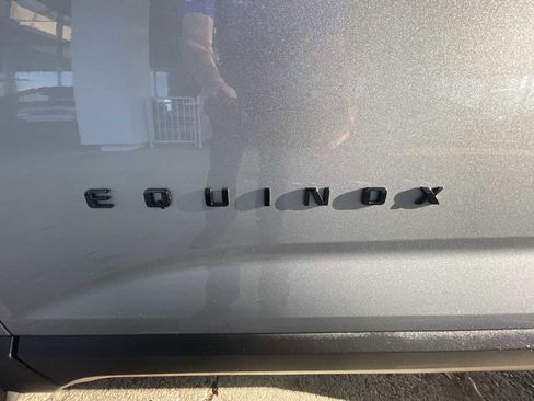 Used 2025 Chevrolet Equinox LT w/ Midnight Edition image 31