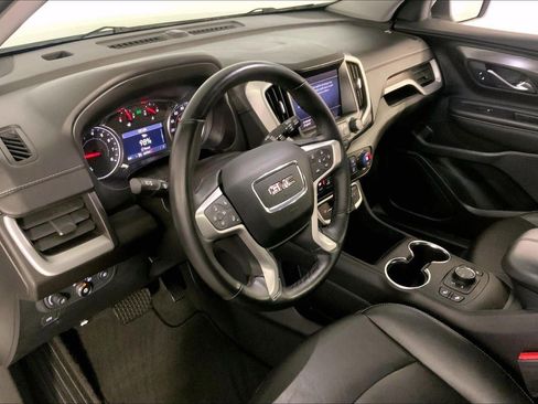 Used 2024 GMC Terrain SLT AWD/4WD image 14