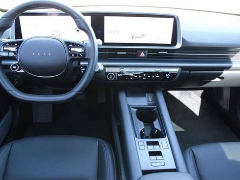 Used 2025 Hyundai Ioniq 6 SEL image 20