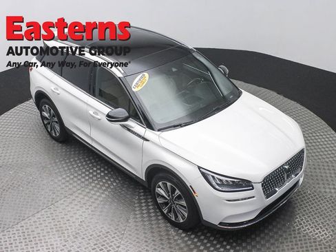 Used 2022 Lincoln Corsair Reserve w/ Elements Package AWD/4WD image 3