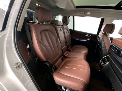 Used 2020 BMW X7 xDrive40i w/ Premium Package image 19