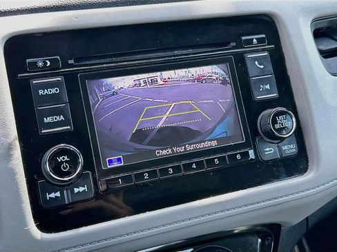 Used 2019 Honda HR-V LX image 13