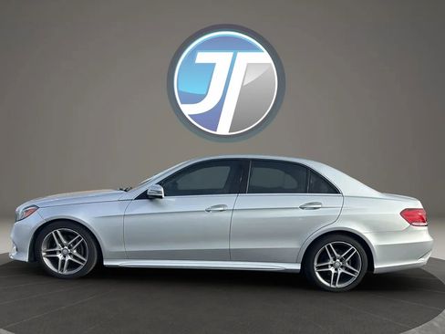 Used 2014 Mercedes-Benz E 350 Sedan image 23