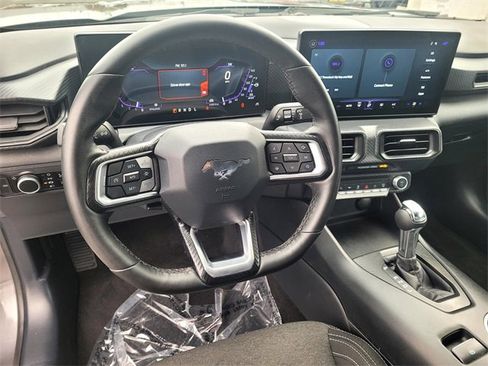 Certified 2024 Ford Mustang Coupe image 12