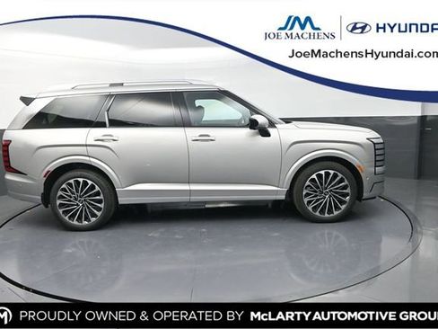New 2026 Hyundai Palisade Calligraphy FWD image 1