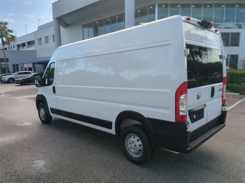 Used 2023 RAM ProMaster 2500 image 7