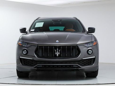 Certified 2022 Maserati Levante GT AWD/4WD image 8