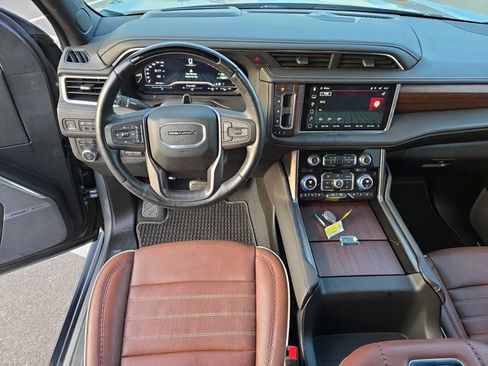 Used 2023 GMC Yukon Denali Ultimate image 17