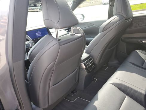 Used 2023 Lexus RX 500h F Sport w/ Accessory Package (2T) AWD/4WD image 13
