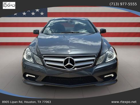 Used 2011 Mercedes-Benz E 550 Coupe image 3
