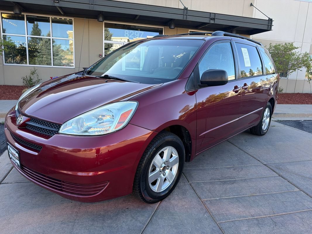 Used 2004 Toyota Sienna CE FWD image 2