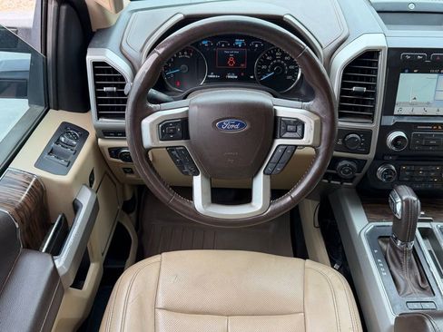 Used 2018 Ford F150 Lariat w/ Equipment Group 502A Luxury image 9