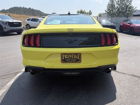 Used 2021 Ford Mustang Premium RWD image 7