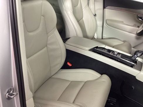 Used 2020 Volvo XC90 T6 Inscription w/ Protection Package image 20