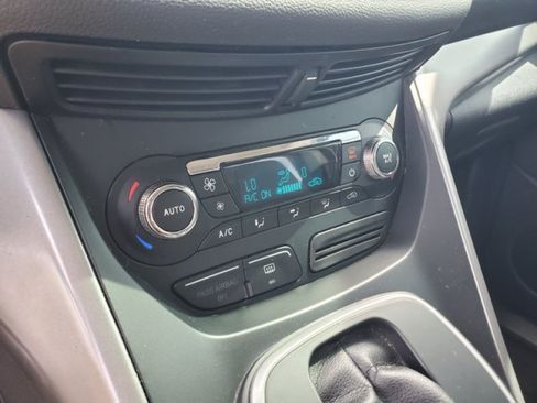 Used 2013 Ford Escape SE w/ Class II Trailer Tow Pkg FWD image 21