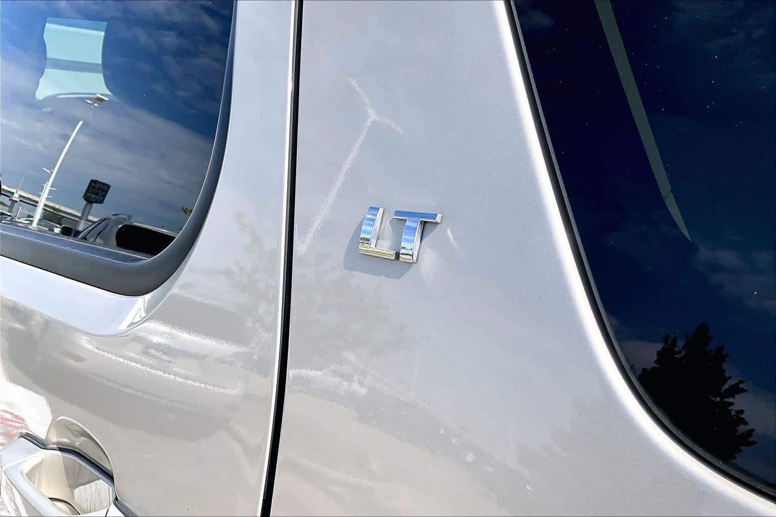 Used 2013 Chevrolet Tahoe LT RWD image 9