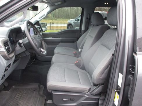 Used 2024 Ford F150 XLT image 9