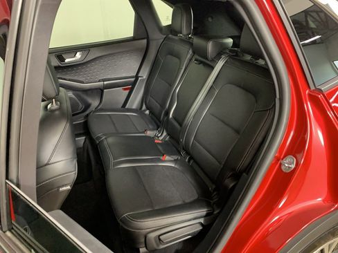 Used 2020 Ford Escape SEL image 32