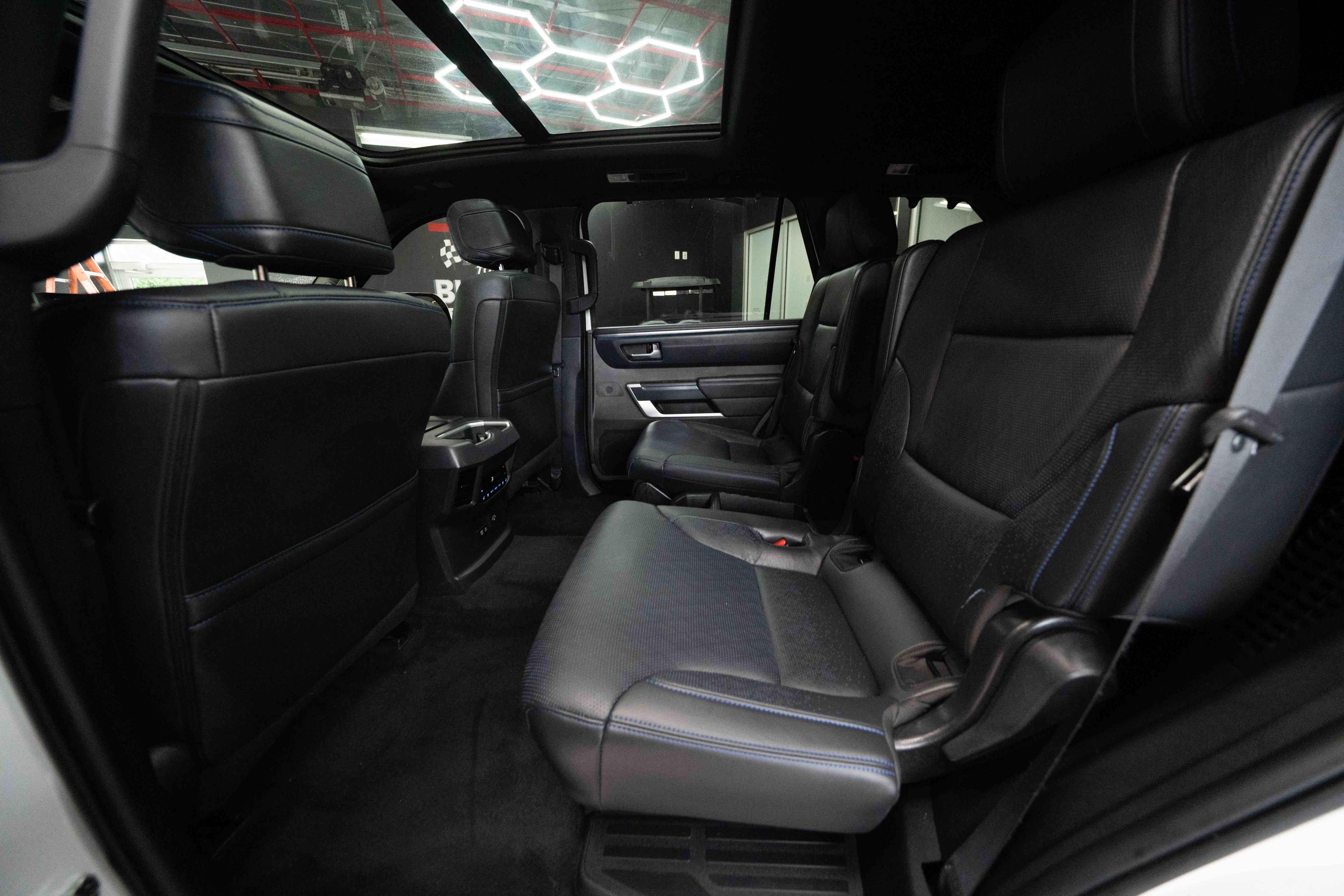 Used 2024 Toyota Sequoia Platinum AWD/4WD image 23