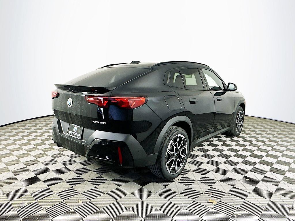 Used 2026 BMW X2 xDrive28i w/ Technology Package AWD/4WD image 8
