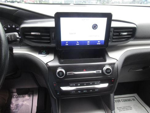 Used 2020 Ford Explorer XLT w/ Comfort Package AWD/4WD image 21