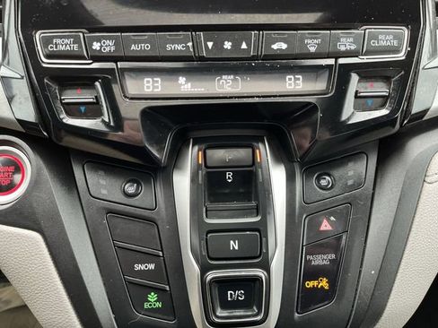Used 2018 Honda Odyssey EX-L image 19