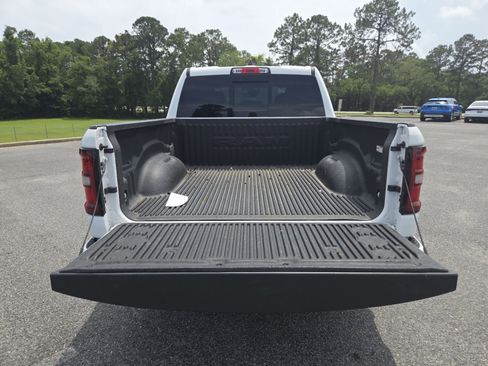 Used 2025 RAM 1500 Big Horn RWD image 21