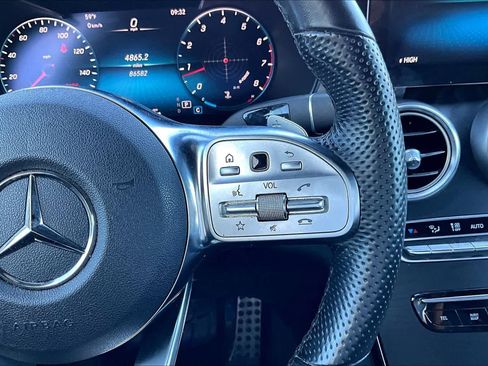 Used 2022 Mercedes-Benz GLC 300 image 24