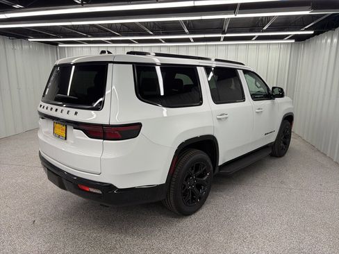 New 2025 Jeep Wagoneer Series II w/ Convenience Group I image 6