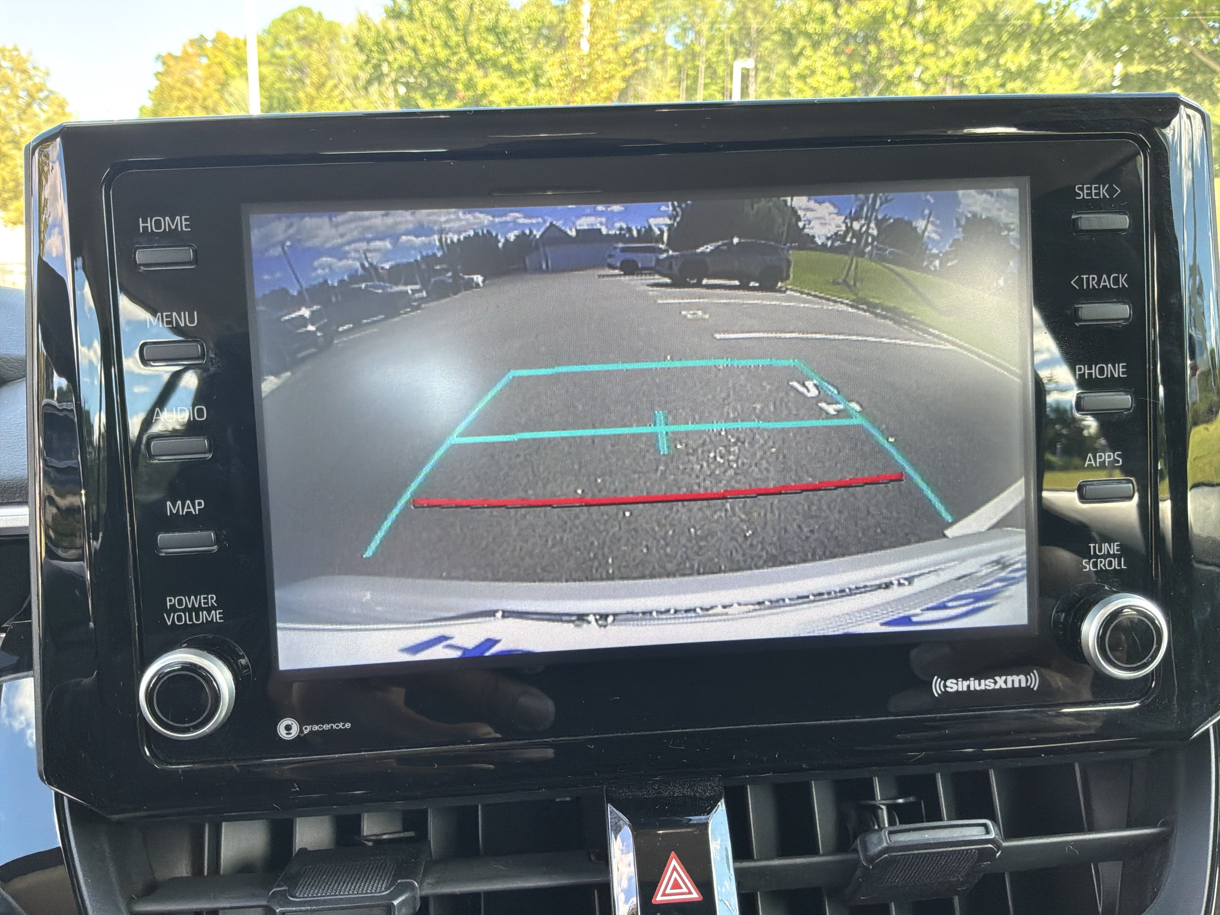 Used 2022 Toyota Corolla LE FWD image 25