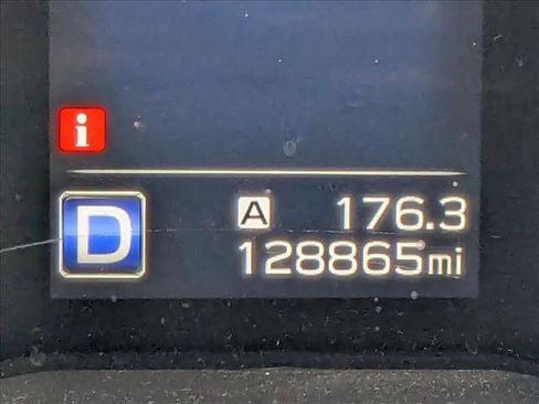 Used 2019 Subaru Ascent Touring image 6